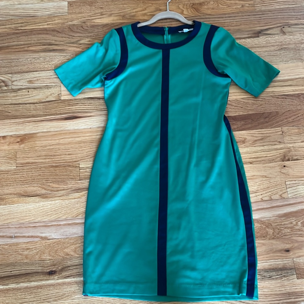 Short sleeved shift dress